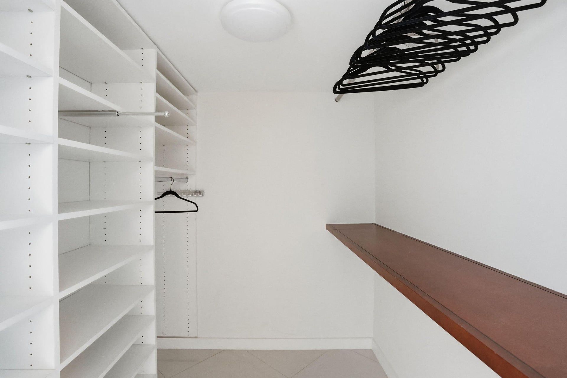 Unit 602 photo 18