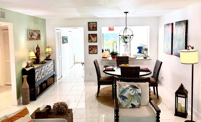 Unit 1214 photo 7