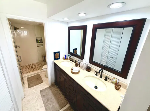 Unit 1214 photo 14