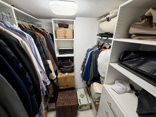 Unit 1214 photo 19