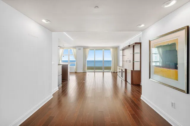  Unit 1503 photo 6
