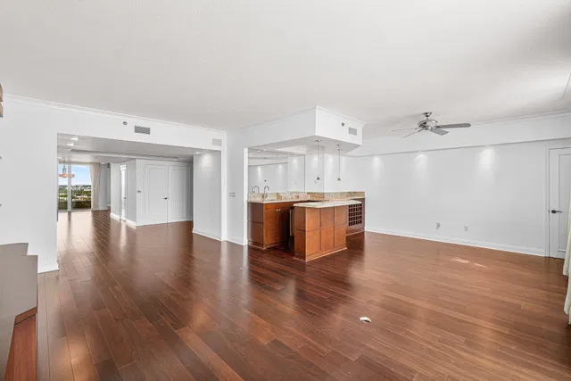  Unit 1503 photo 9