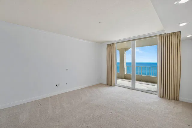 Unit 1503 photo 31