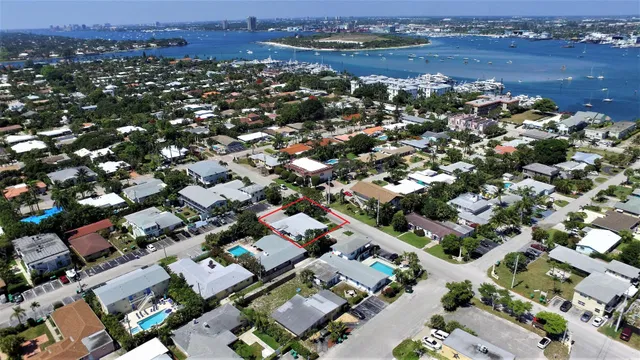 Palm Beach Shores Unit 2 photo 2
