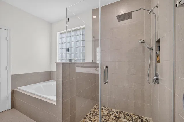 Residence photo 39