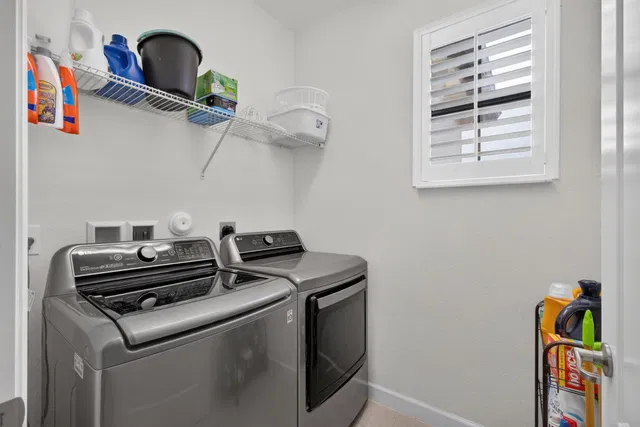 Residence photo 54