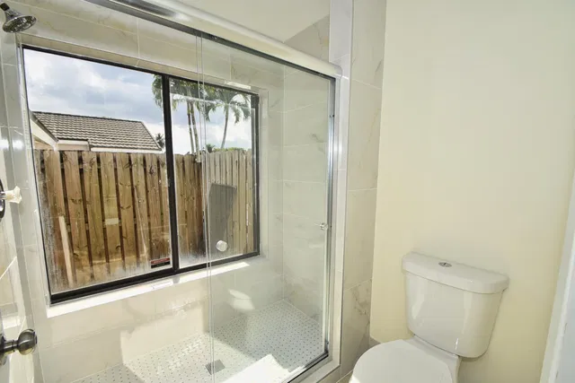 Residence photo 18