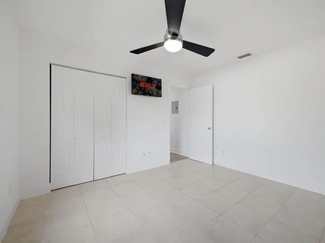 Residence photo 23