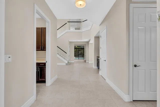 Residence photo 5