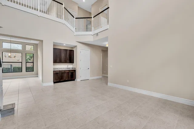 Residence photo 8