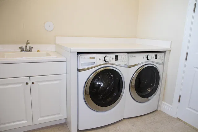 Residence photo 42
