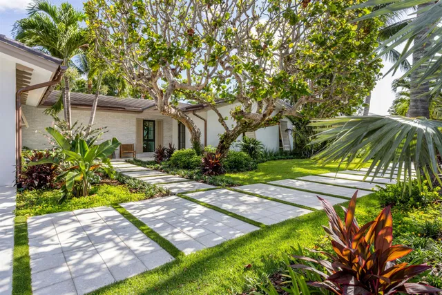 Palm Trail Delray Beach Residence photo 3