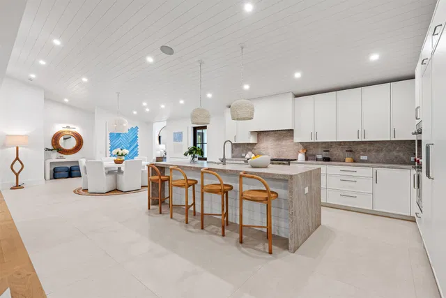 Palm Trail Delray Beach Residence photo 9