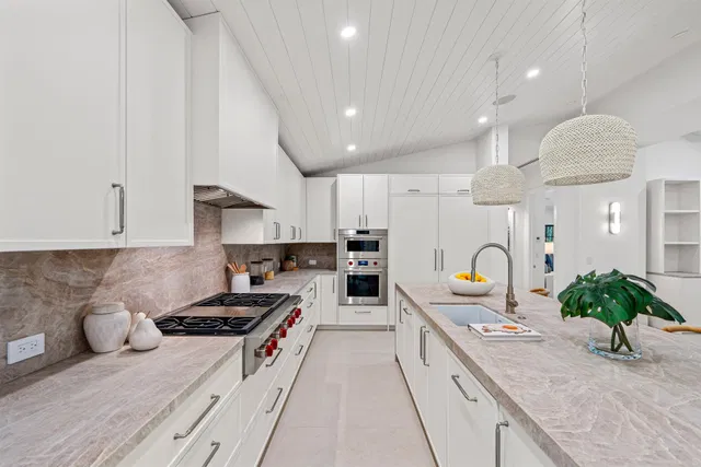 Palm Trail Delray Beach Residence photo 12