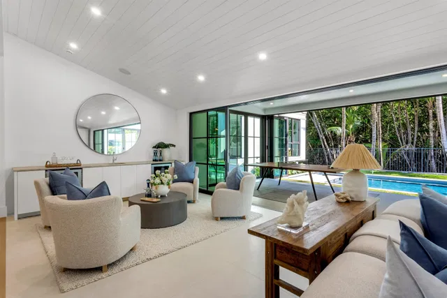 Palm Trail Delray Beach Residence photo 18