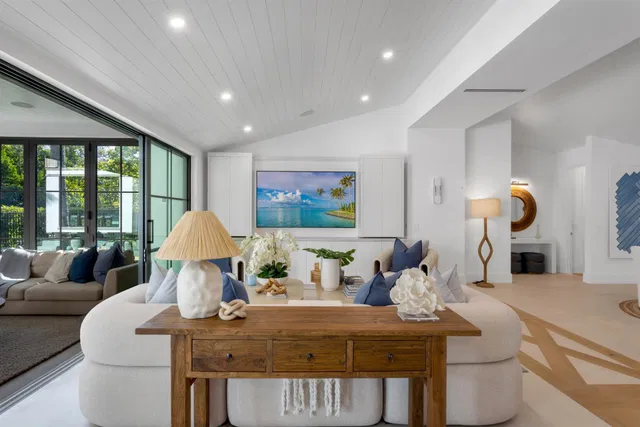 Palm Trail Delray Beach Residence photo 22