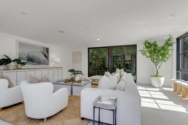 Palm Trail Delray Beach Residence photo 38