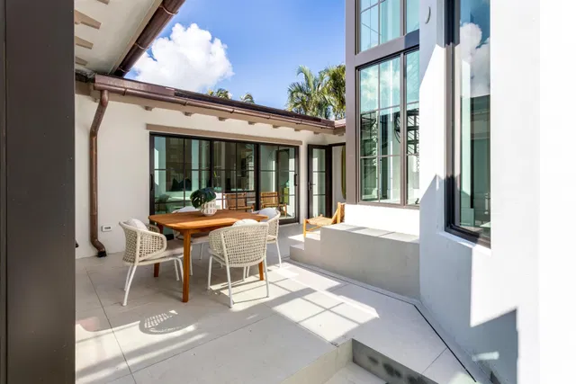 Palm Trail Delray Beach Residence photo 40