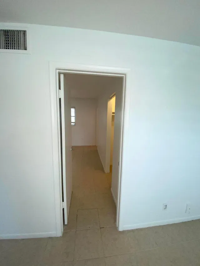 Unit 6 photo 7