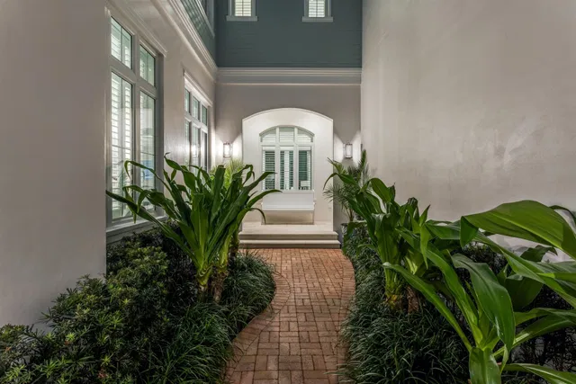 Residence photo 8