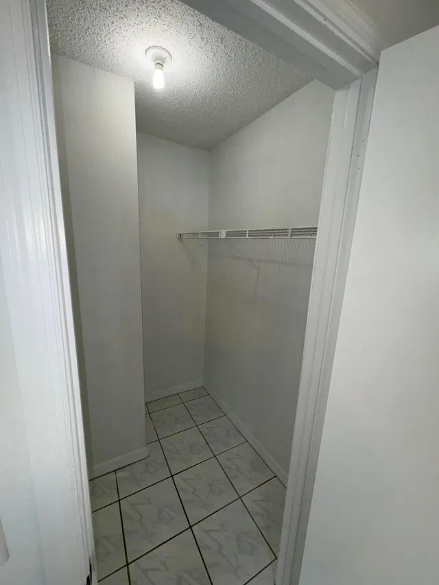 Unit 104 photo 9