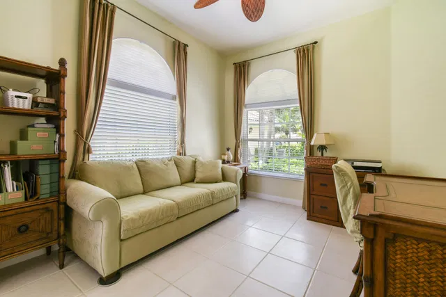  Residence photo 14