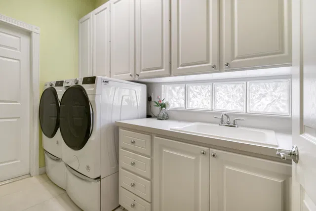  Residence photo 28