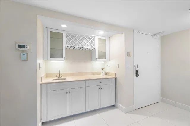 Mizner Court Unit 110 photo 9