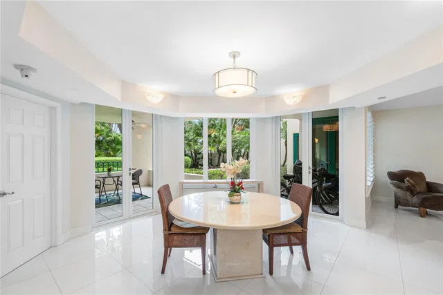 Mizner Court Unit 110 photo 12