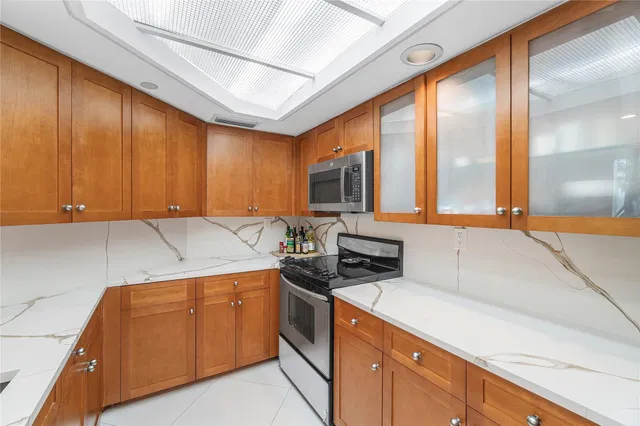 Mizner Court Unit 110 photo 17