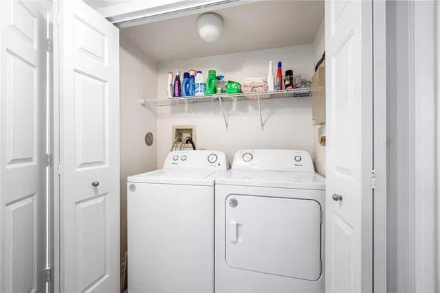 Mizner Court Unit 110 photo 28