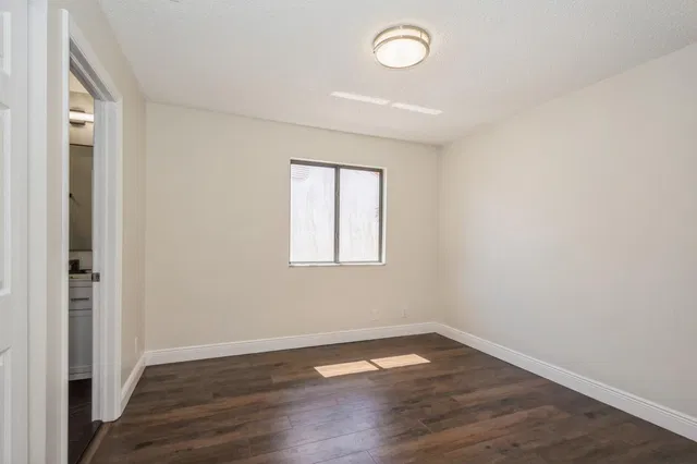 Residence photo 27