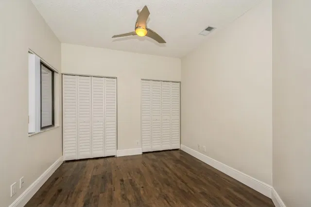 Residence photo 30