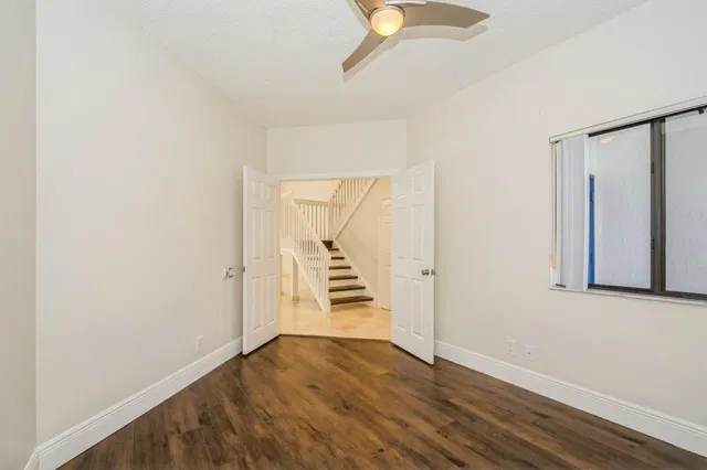 Residence photo 32