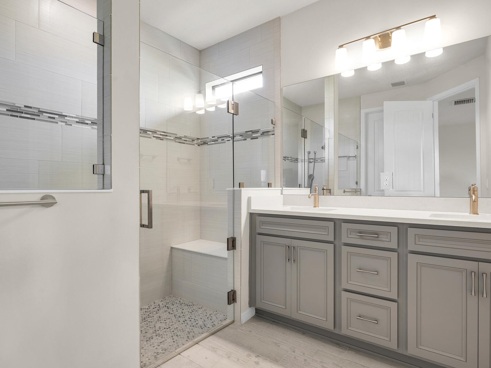  Residence photo 19