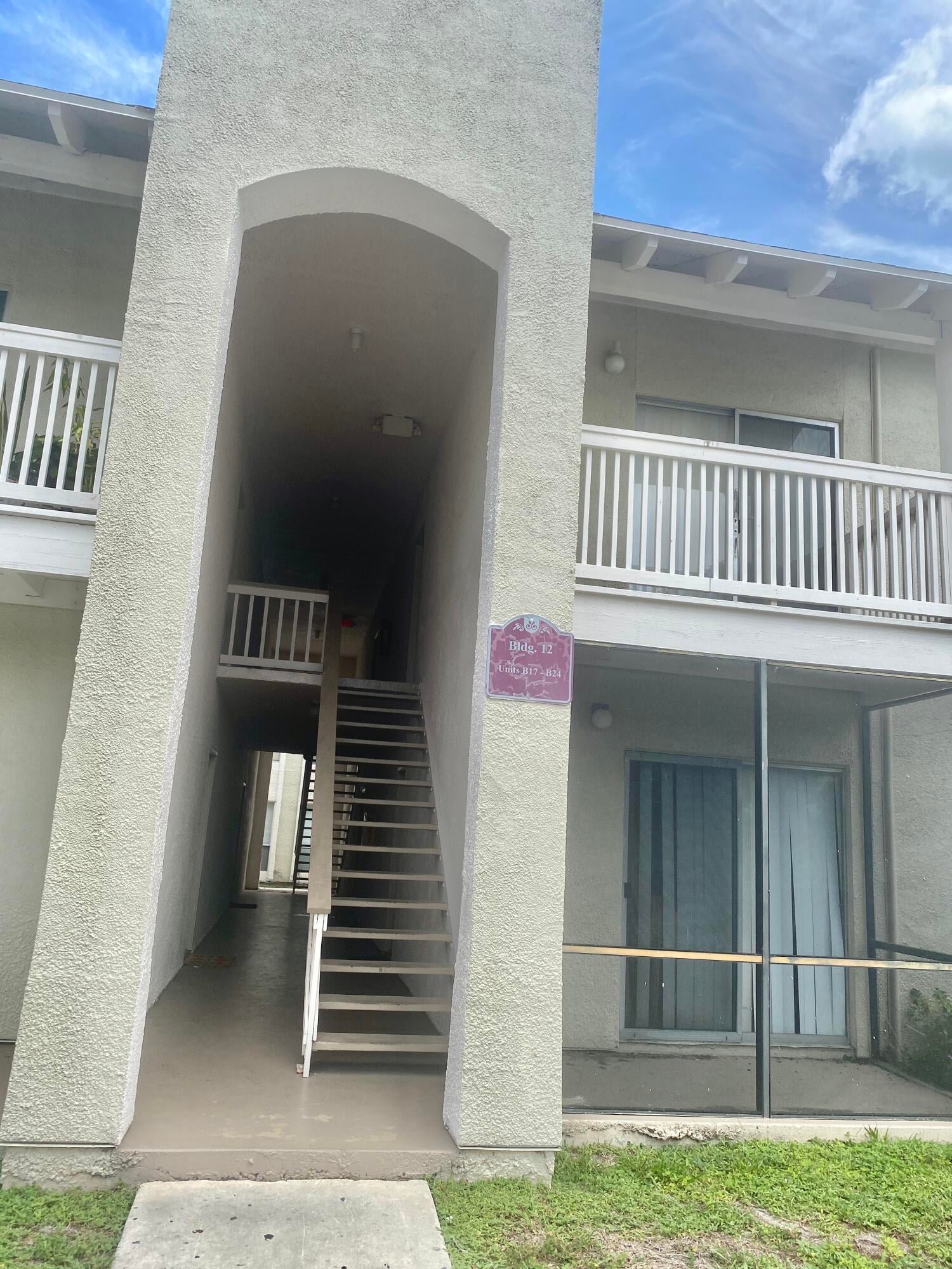 Unit B20 photo 21