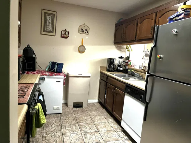 Residence photo 5
