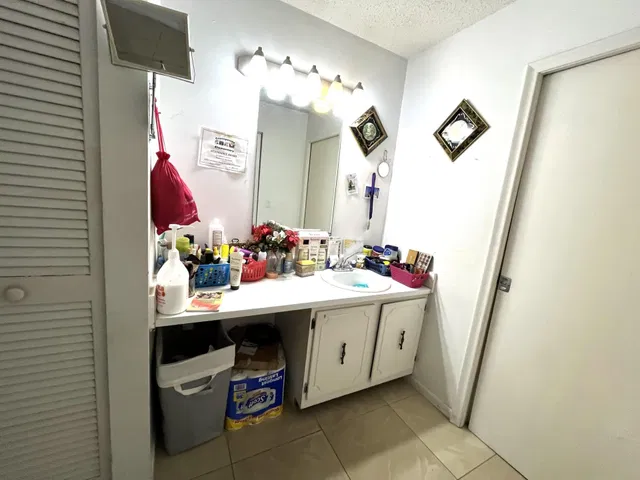 Residence photo 14