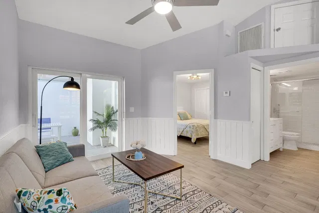 Residence photo 4