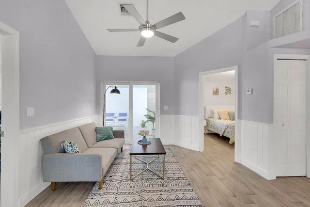 Residence photo 5
