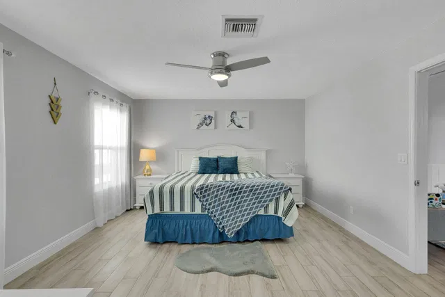 Residence photo 18