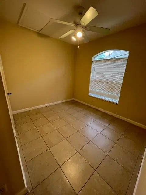 Residence photo 7