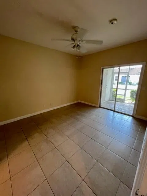 Residence photo 9