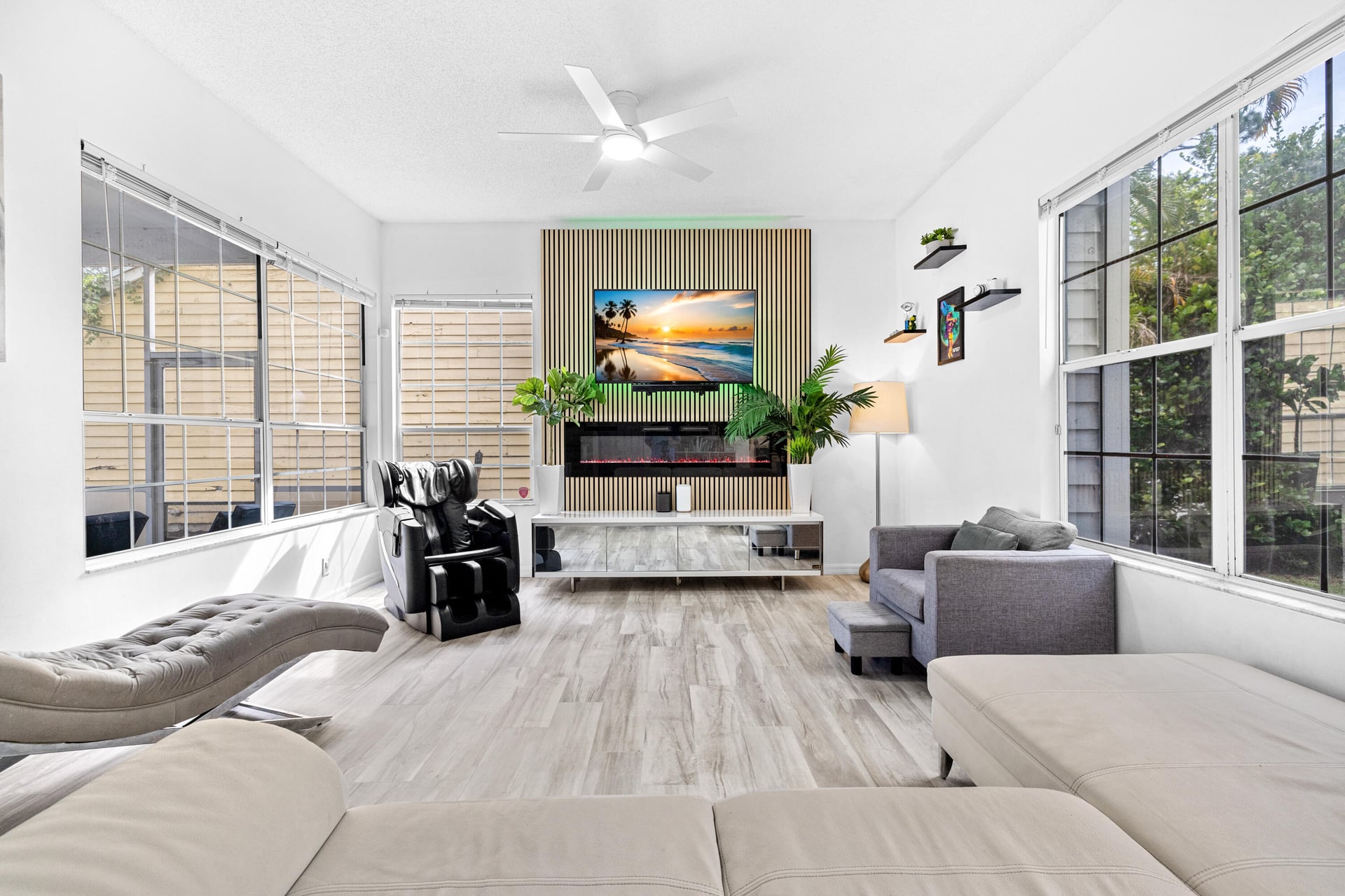 Residence photo 2