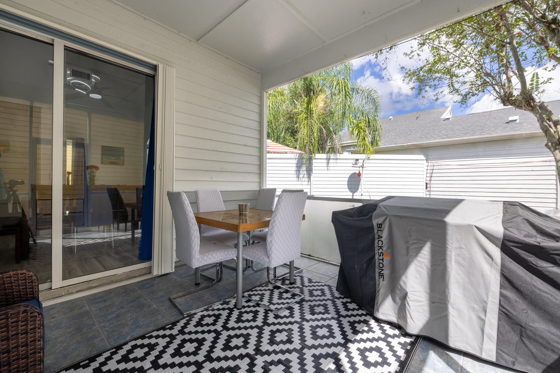 Residence photo 24