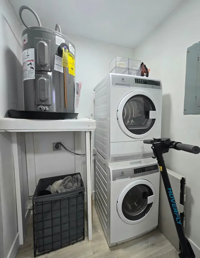 Unit 501 photo 21