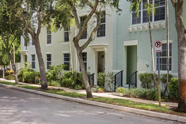Downtown West Palm Beach Residence photo 3