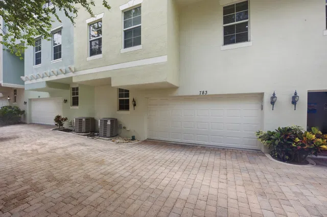 Downtown West Palm Beach Residence photo 5
