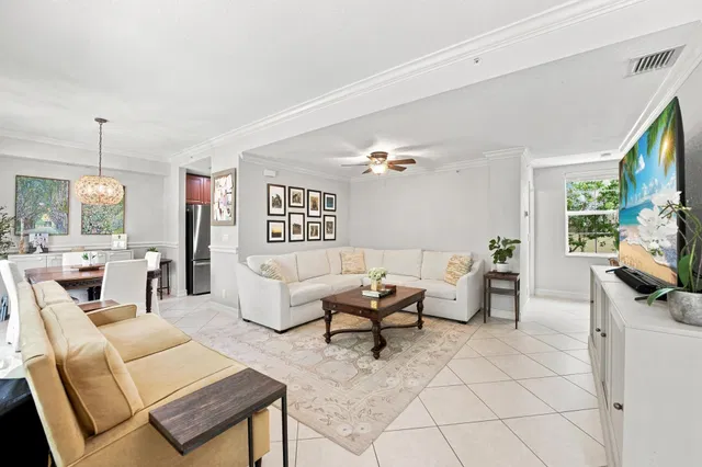 Downtown West Palm Beach Residence photo 8