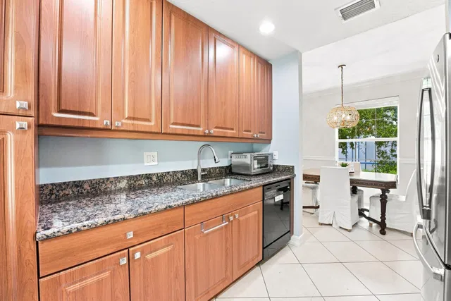 Downtown West Palm Beach Residence photo 18